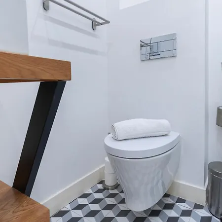 Charming In Bairro Alto By Lovelystay Lisbon